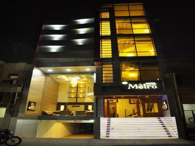 Hotel Metro Kumbakonam Esterno foto